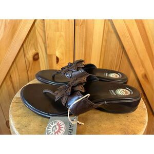 EARTH SPIRIT Women's Size 9 Gelron 2000 Sherwood Brown Leather Flower Sandals nw